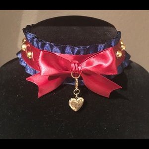 Rustic Redemption gold navy red Choker